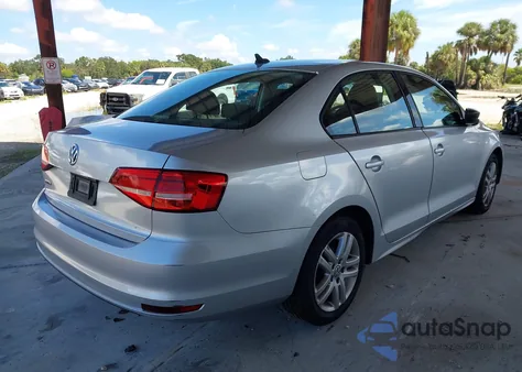 2015 Volkswagen Jetta 2.0L S z USA, uszkodzony, nr VIN 3VW1K7AJ5FM353562